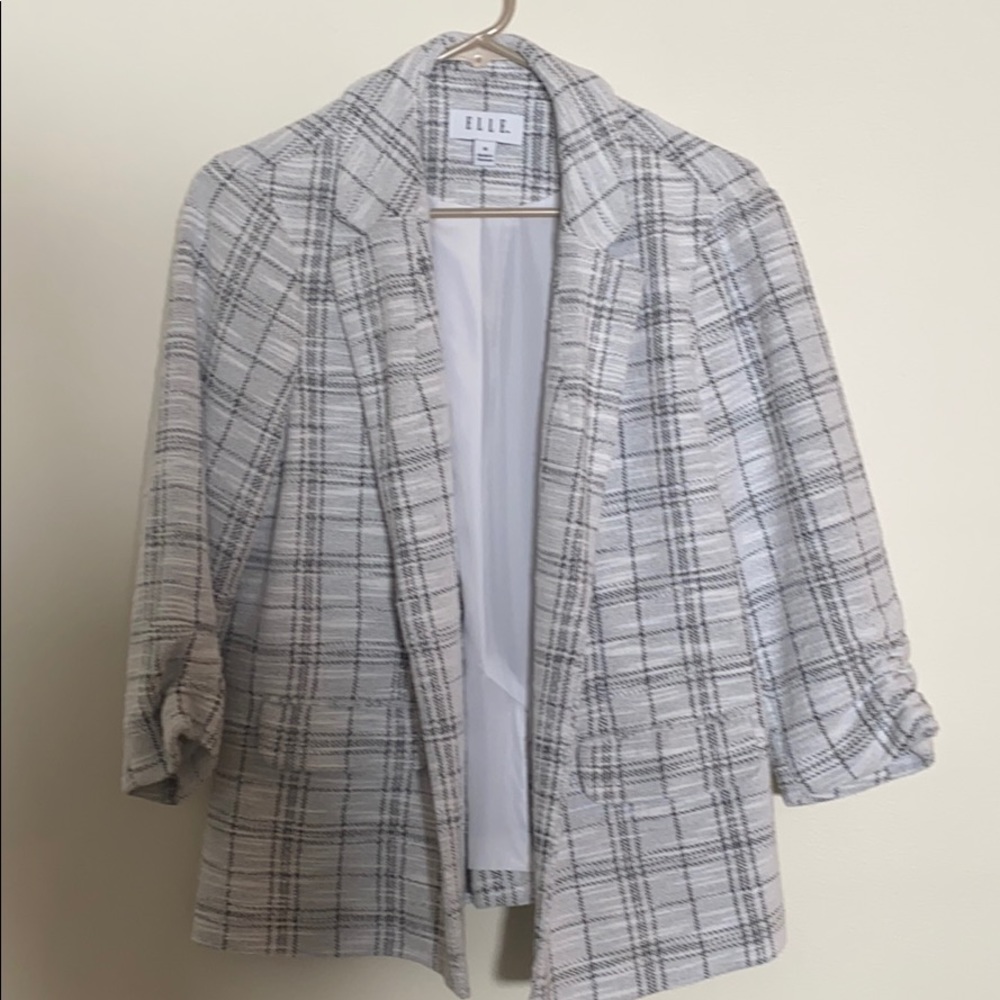 Elle 3/4 sleeve blazer